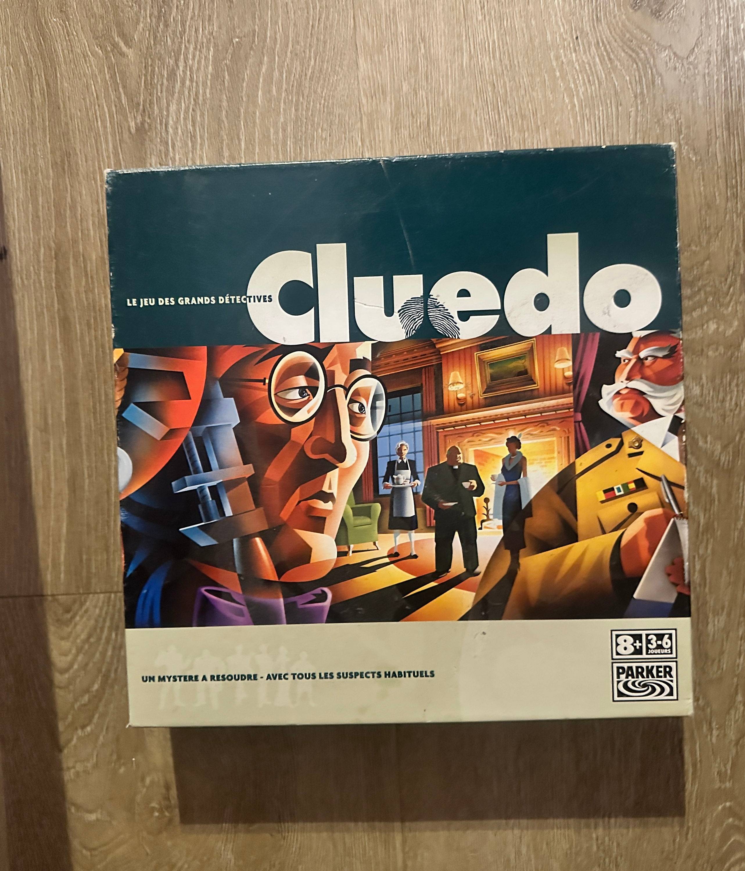 Vends jeu de société d'enquête Cluedo, édition Parker, état neuf