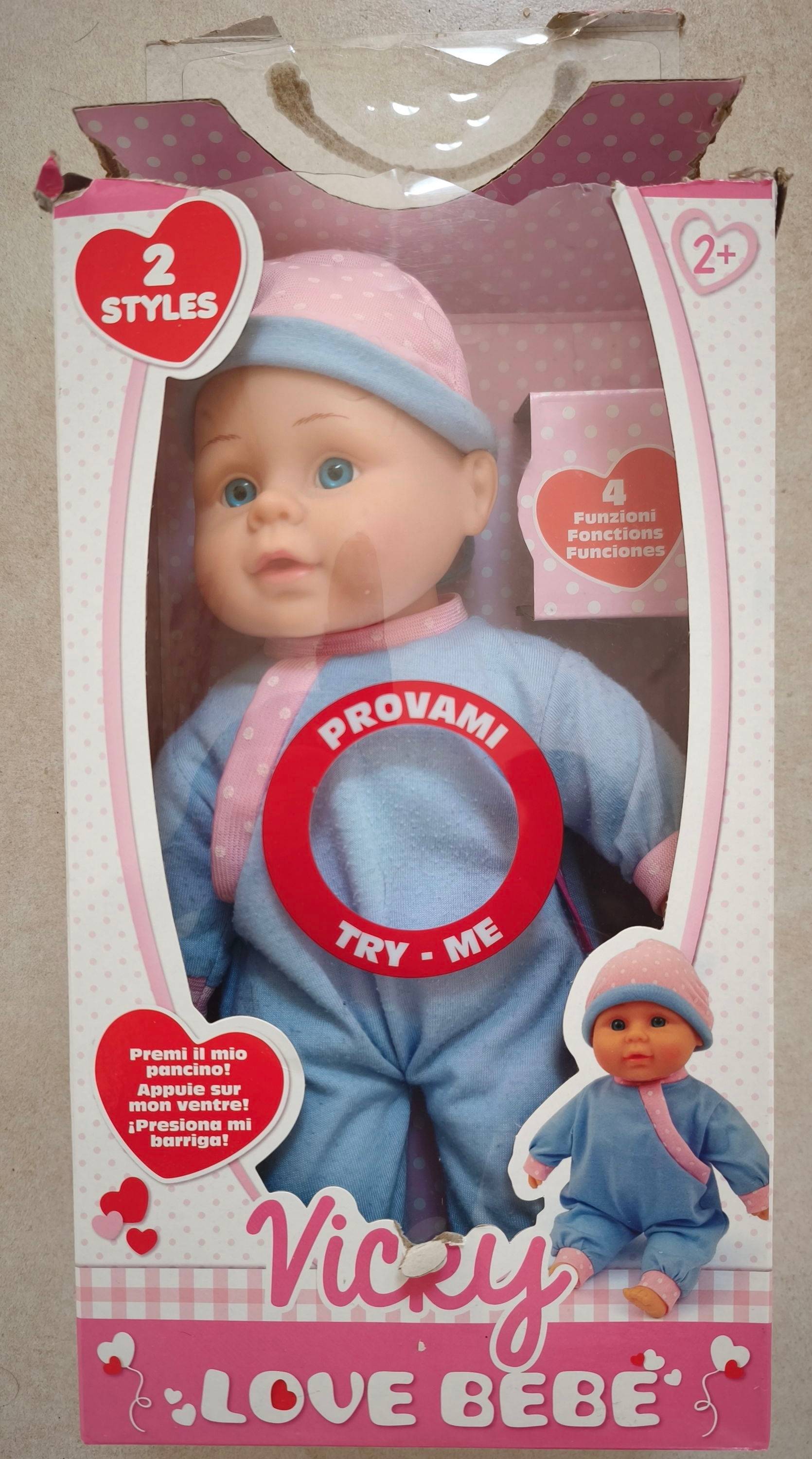 Vends poupée Vicky Love bébé qui parle