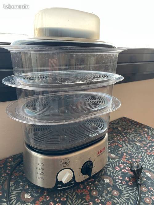 Vends cuiseur vapeur Seb 3 paniers empilables