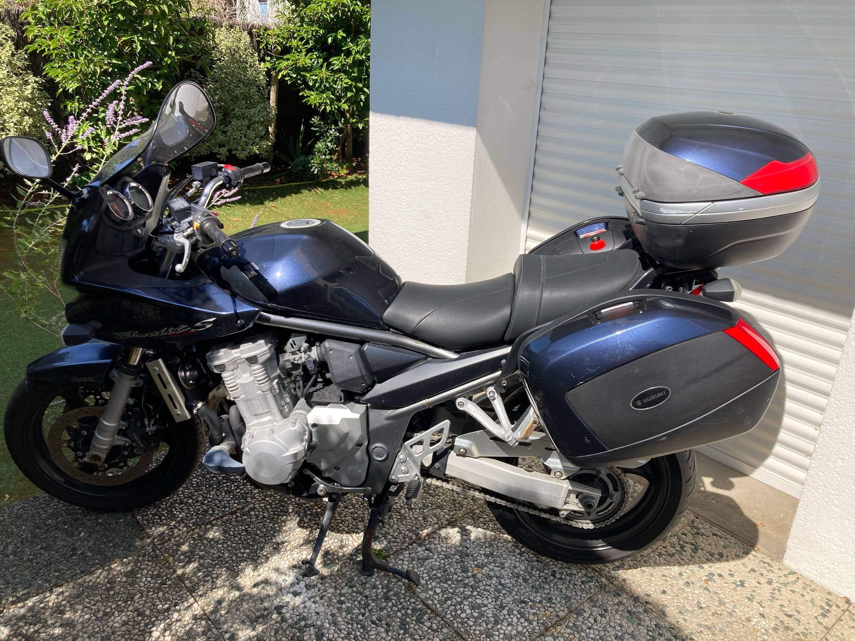 Vends Suzuki 1250 GSXR Bandit, 2007, 11600km