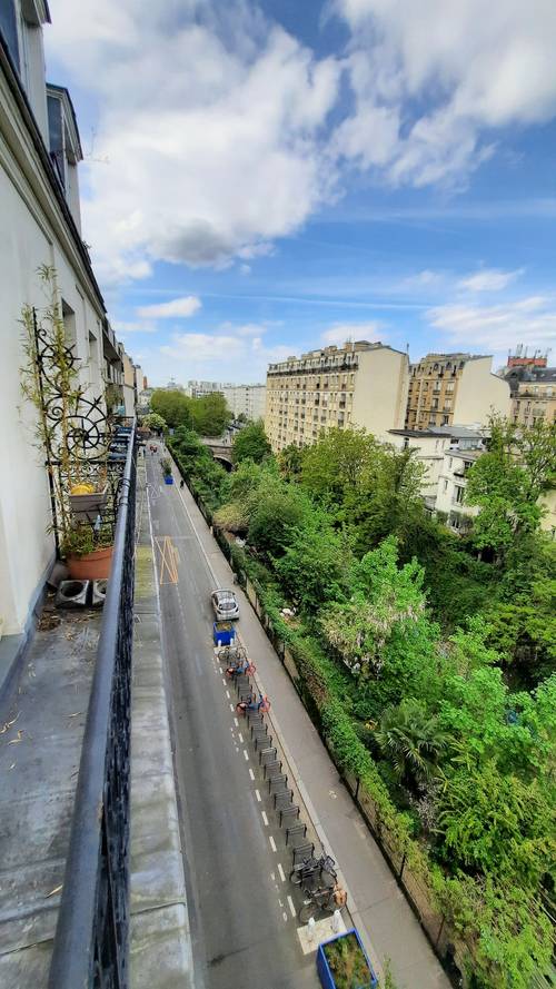 Loue appartement 2 pièces dans le 14e - Havre de paix sur la Petite ceinture