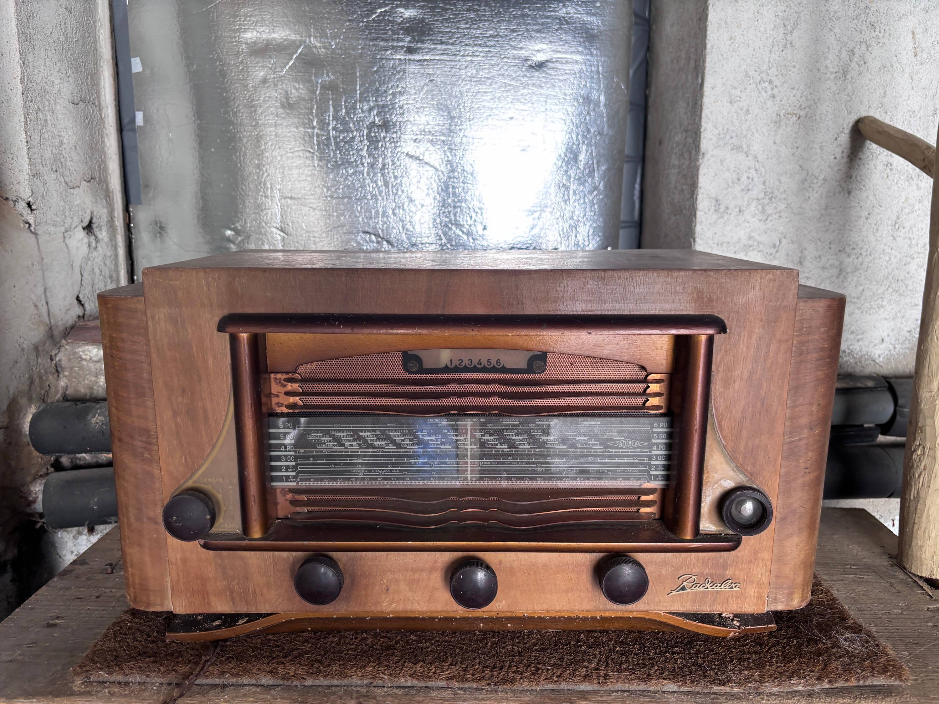 Vends poste de radio Radiola 1939