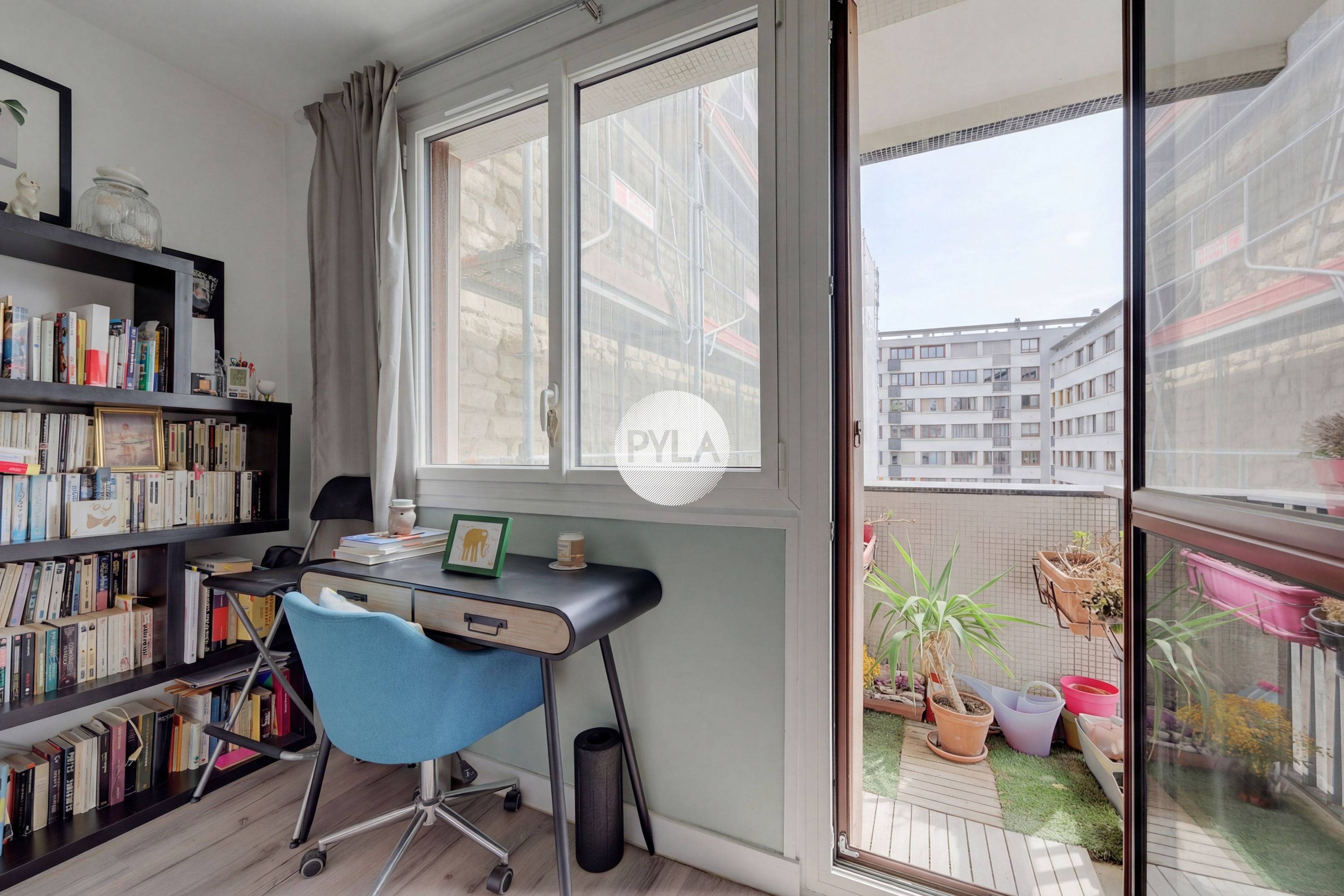 Rue des Marguettes – T2, balcon, cave & parking — photo 3