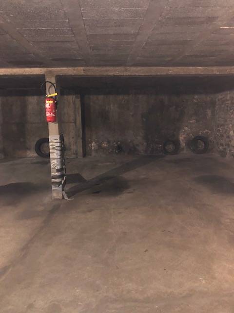 Loue emplacement parking Boulogne Billancourt Eglise Notre Dame