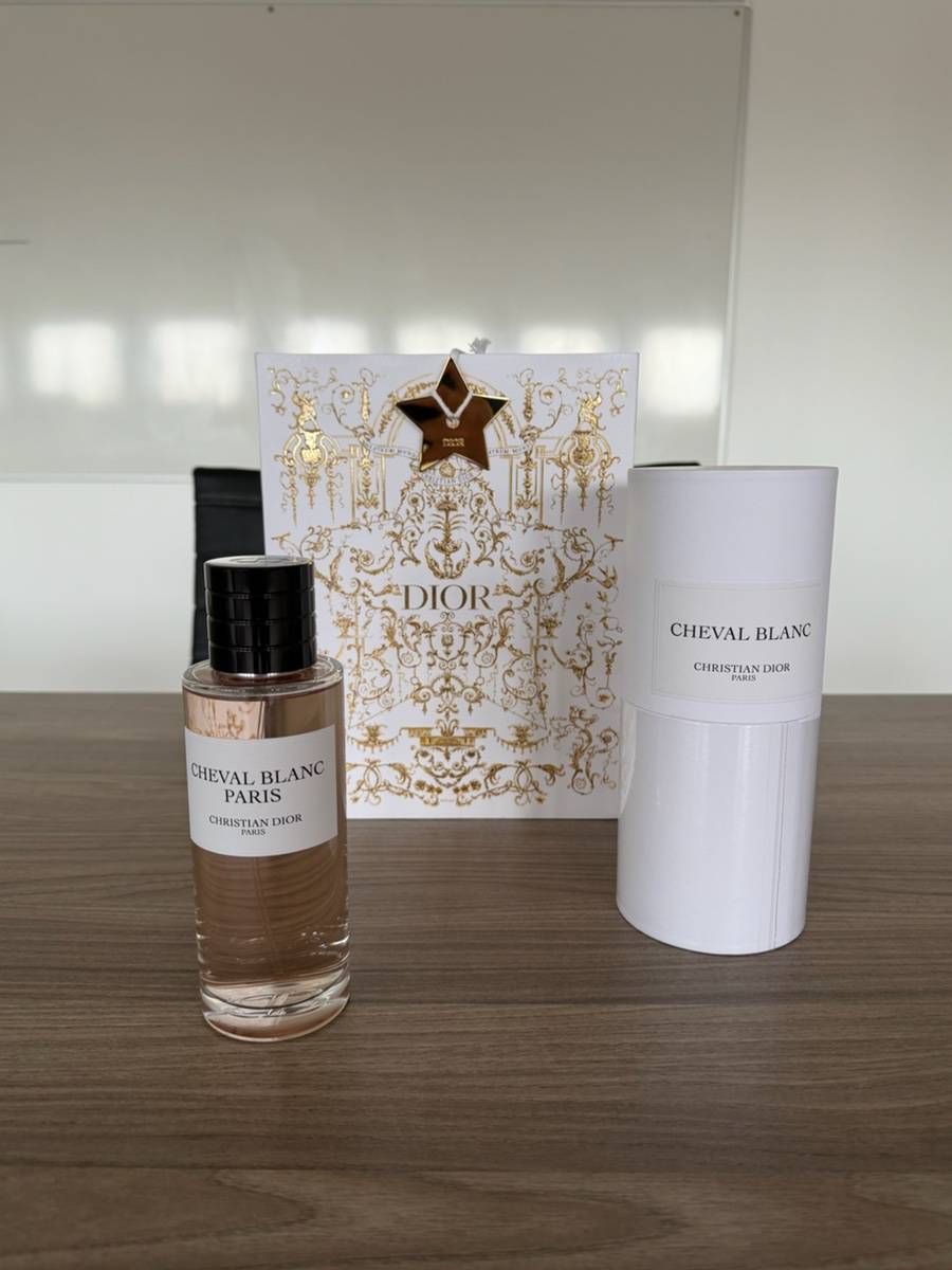 Vends parfum Dior Cheval Blanc