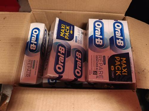 Vends dentifrices Oral-B