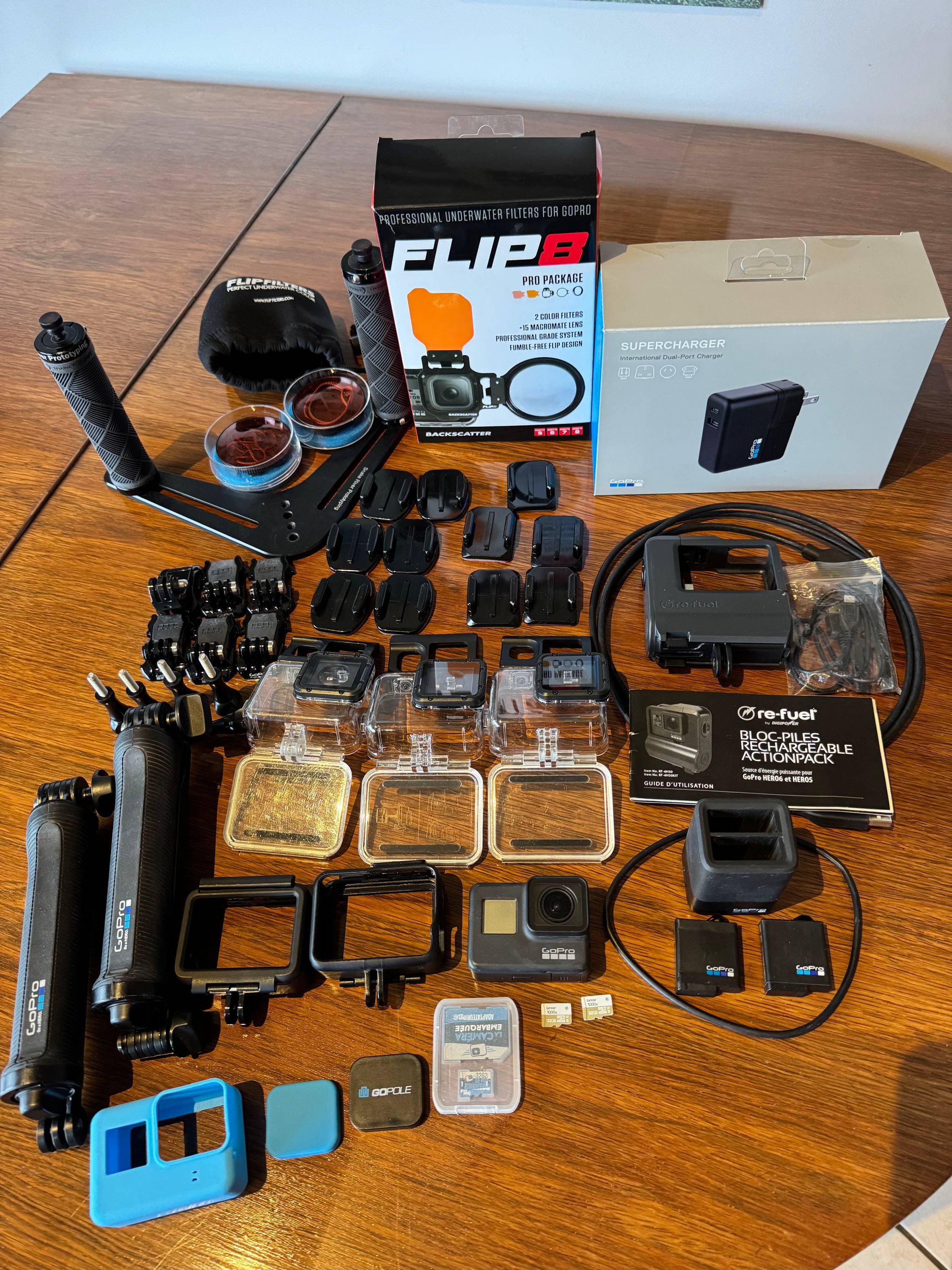 Vends GoPro Hero 7 Black + kit de plongée