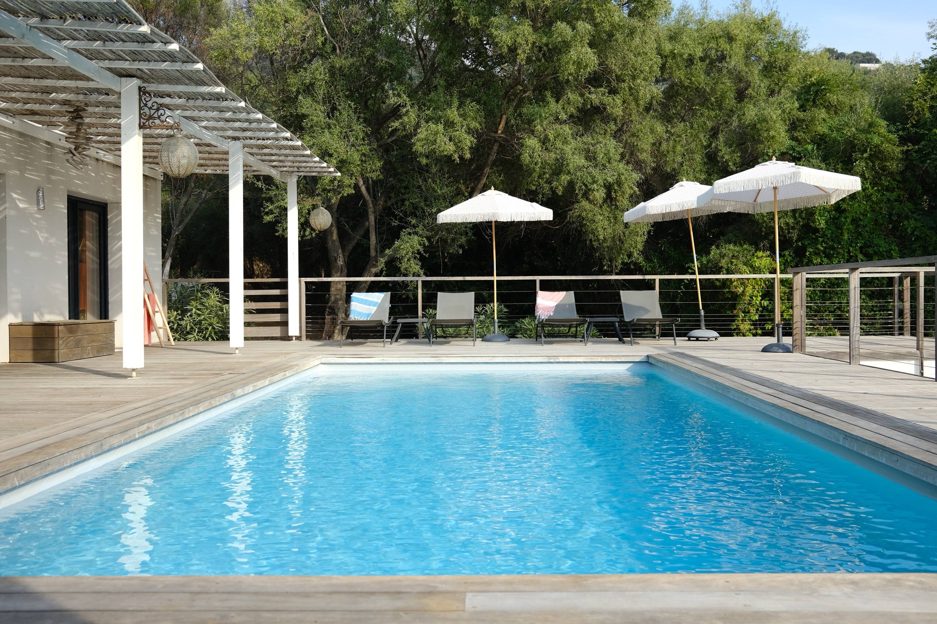 Loue villa avec piscine à Cargèse - 4 chambres, 8 couchages