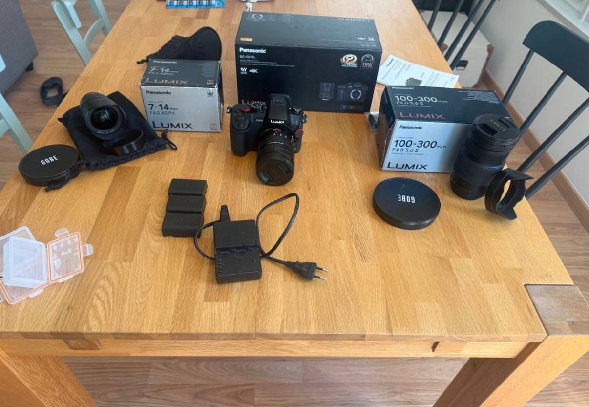 Vends Lumix GH5 comme neuf