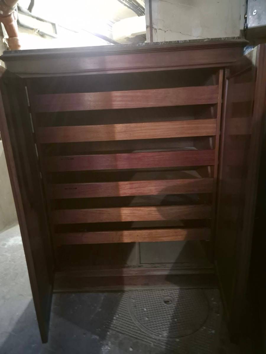 Vends armoire ancienne à tiroir dessus marbre, meuble rare