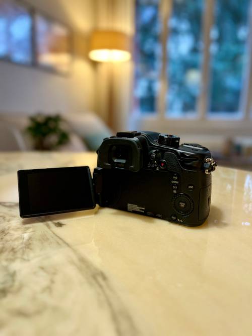 Vends Panasonic GH4 Etat neuf