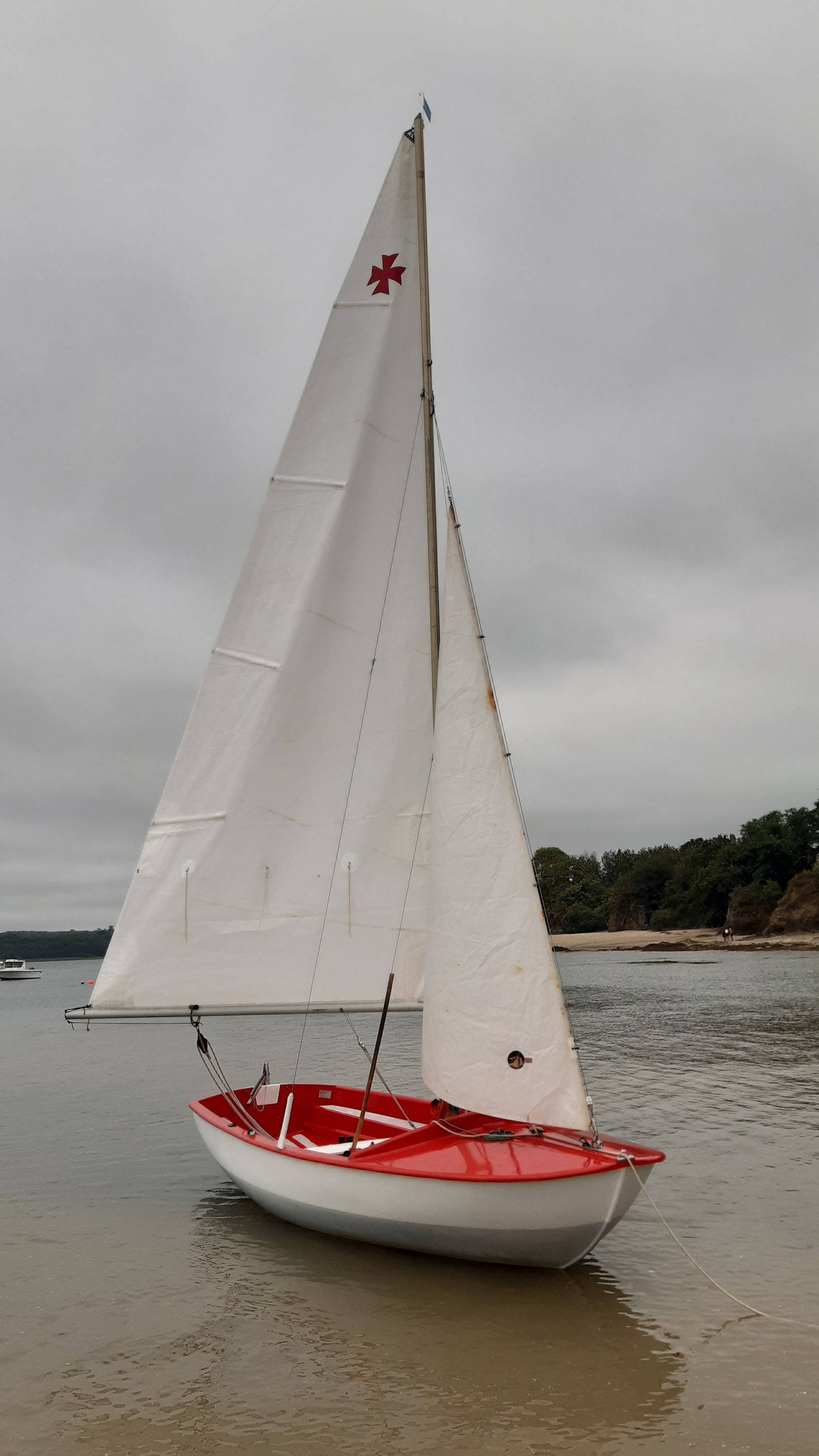 Vends dériveur familial Caravelle prêt à naviguer