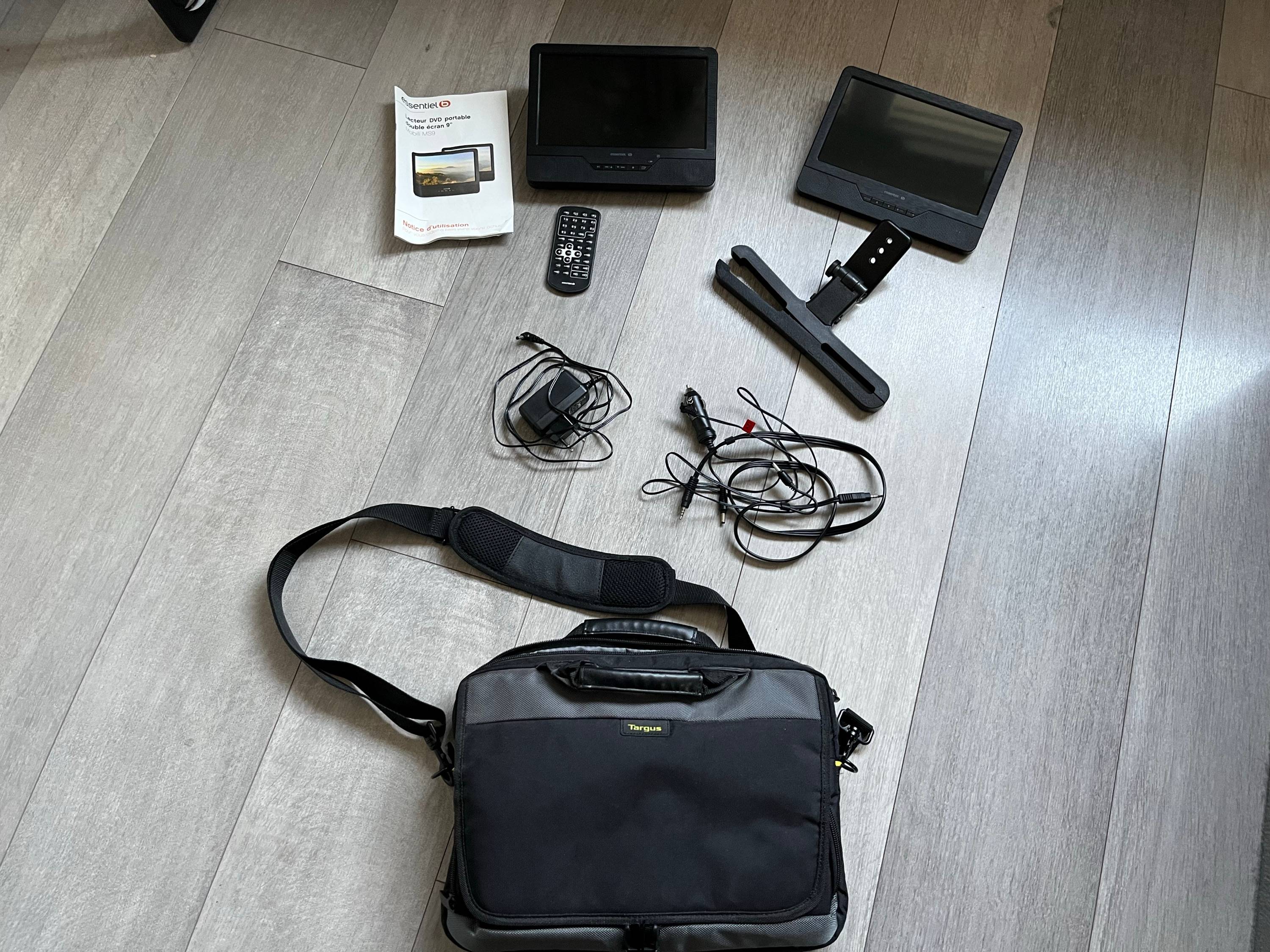 Vends lecteur DVD de voiture