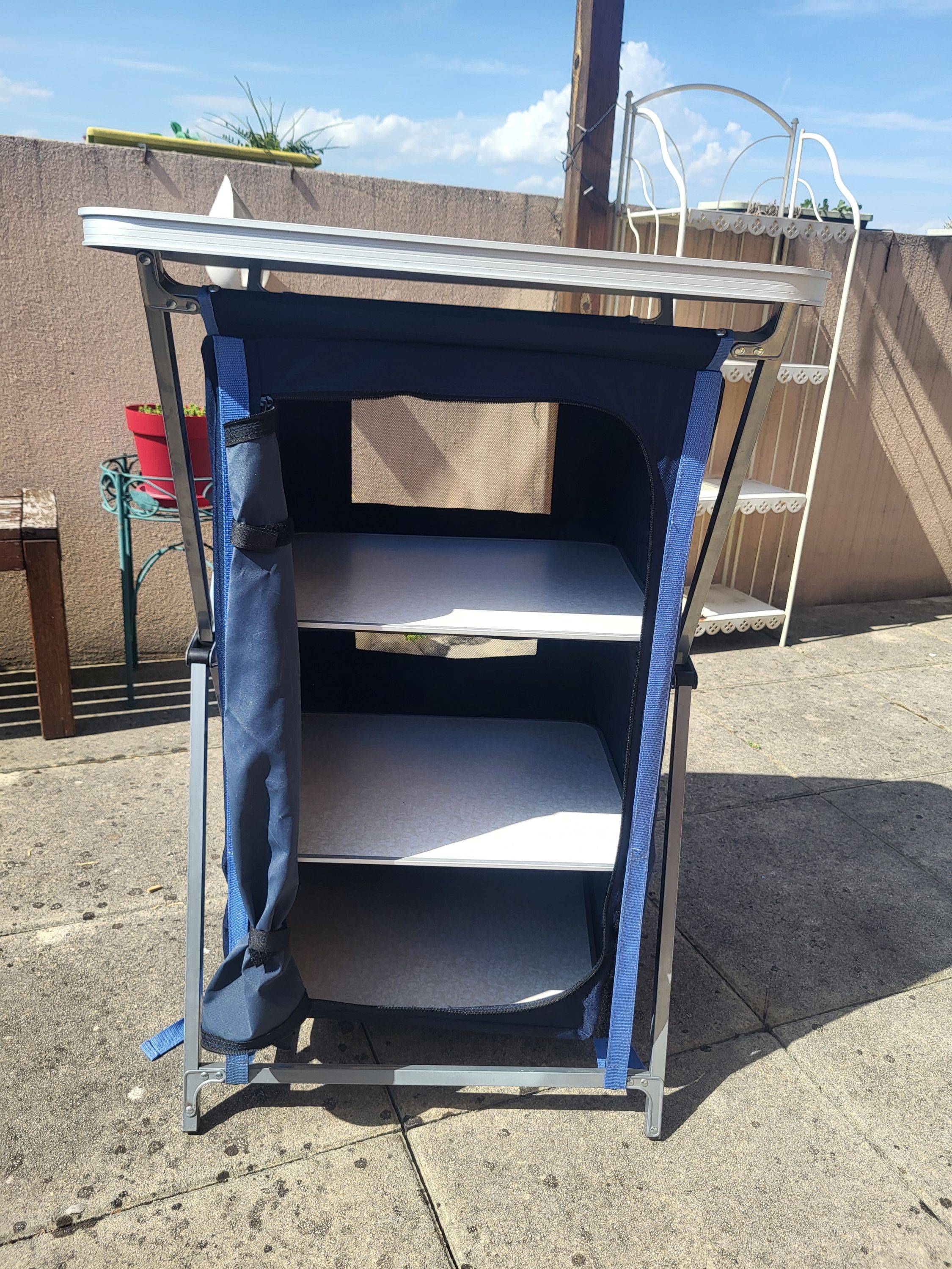 Armoire camping