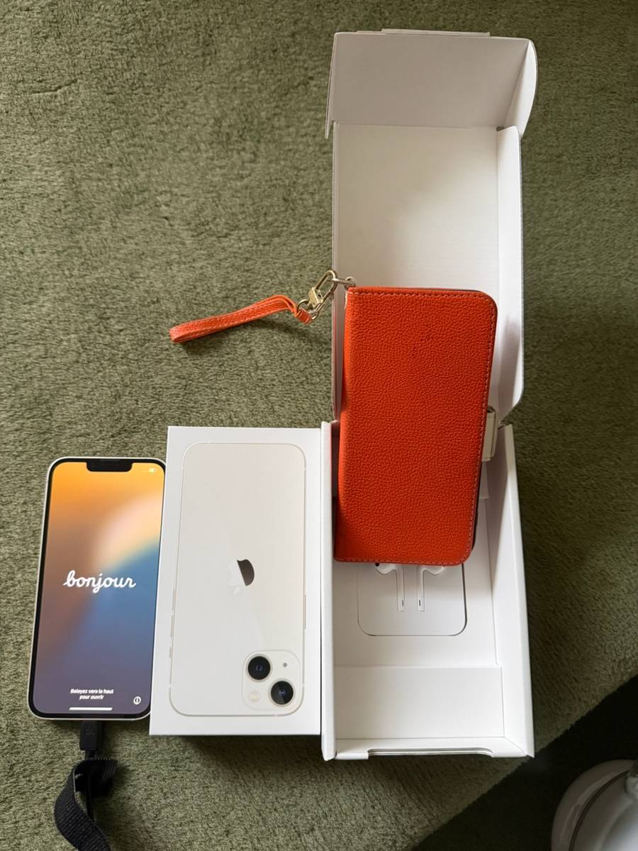 Vends iPhone 13  blanc 256 Go