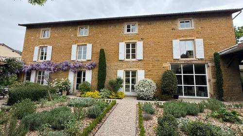 Vends maison - 360m² - Monts d’Or près de Lyon
