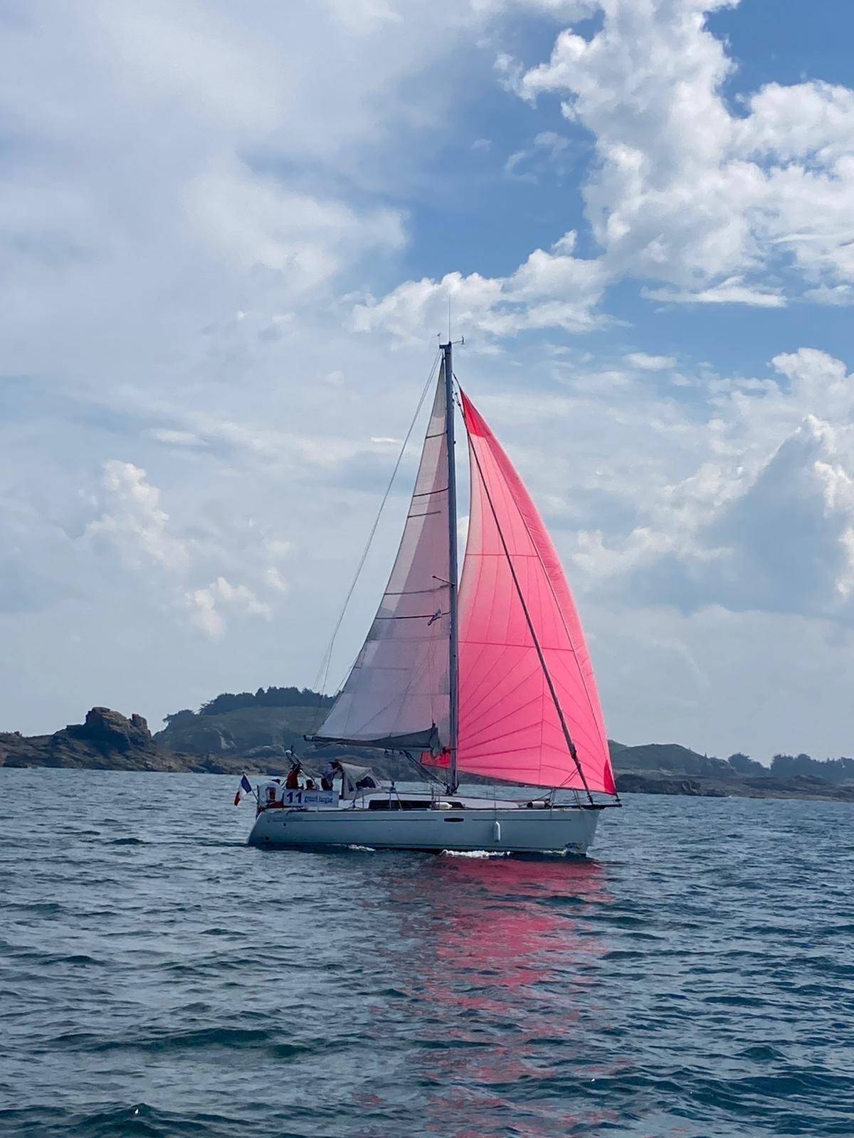 Vends voilier Beneteau Oceanis 31 très bon état prêt à naviguer