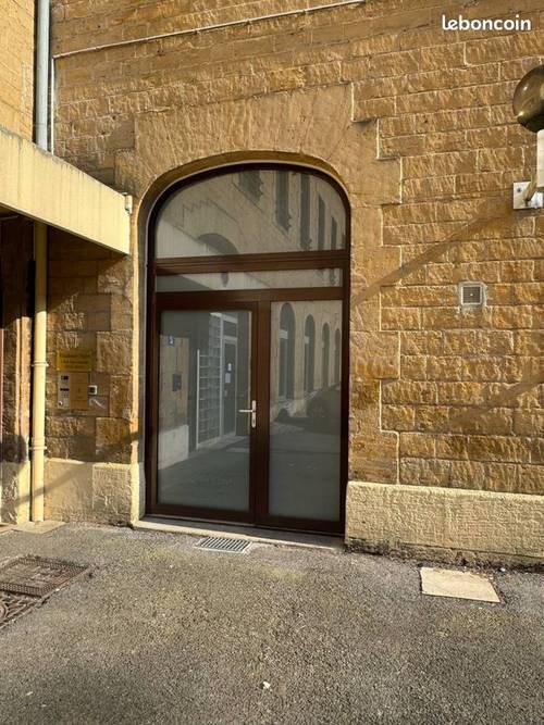 Vends local commercial 65m²