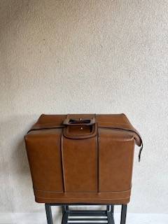 Vends malette / sacoche médecin vintage
