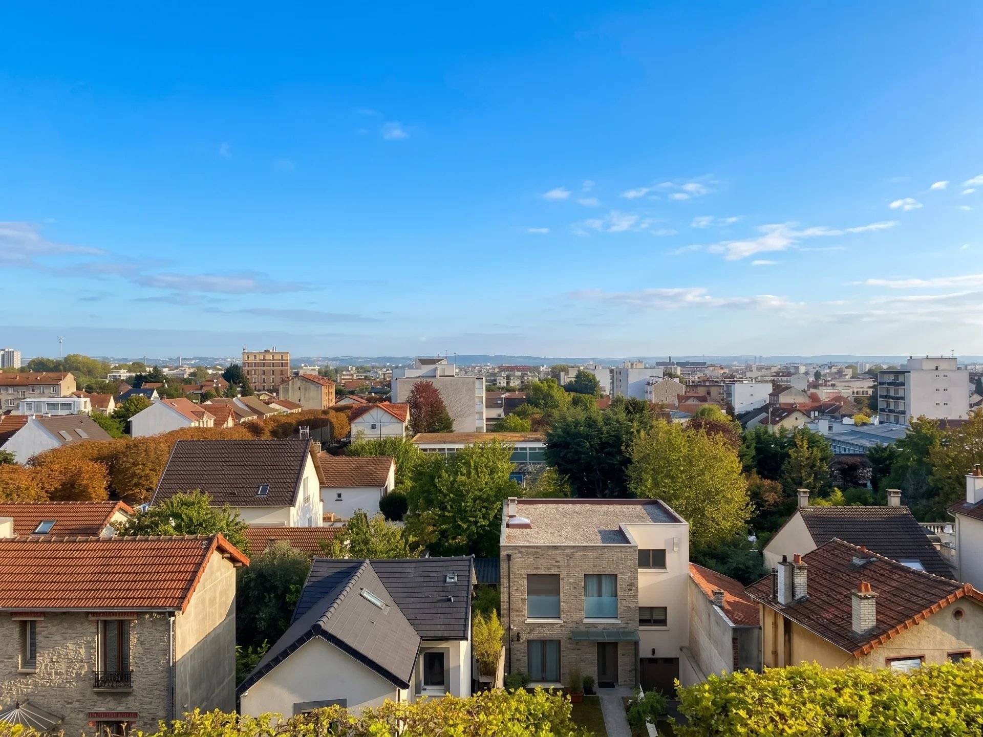 Appartement familial chaleureux avec balcon