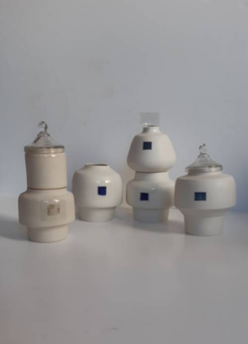 Vends vases en céramique, pièces uniques, convenant pour créations art floral