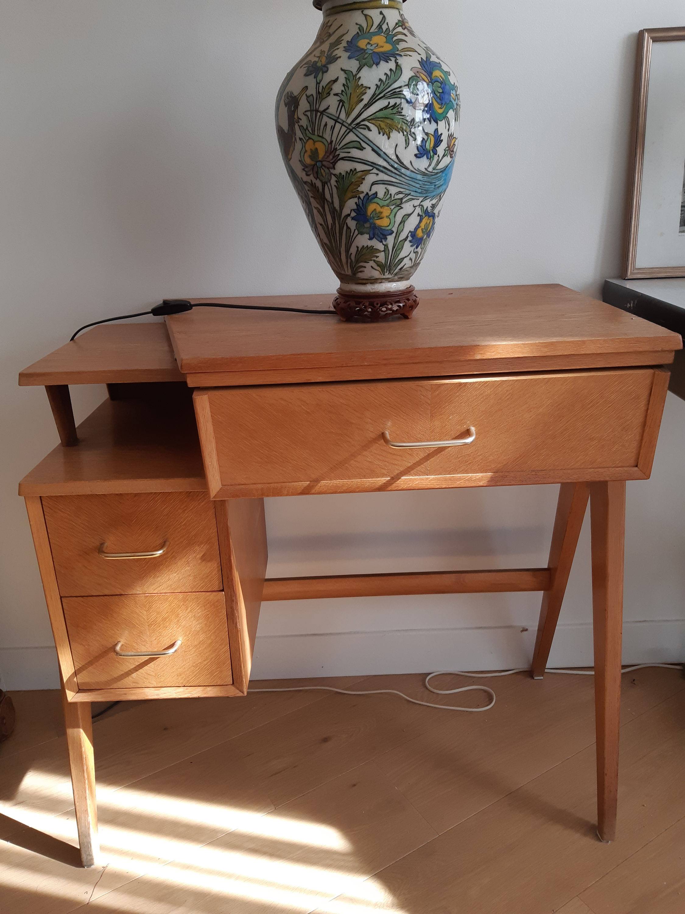 Vends machine à coudre