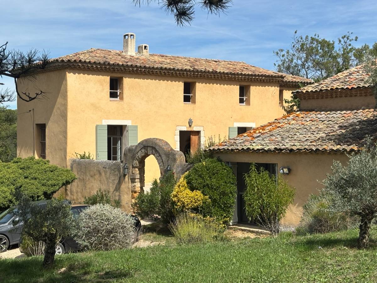 Loue maison familiale avec piscine - 8 couchages, 3 chambres - Aix-en-Provence (13)