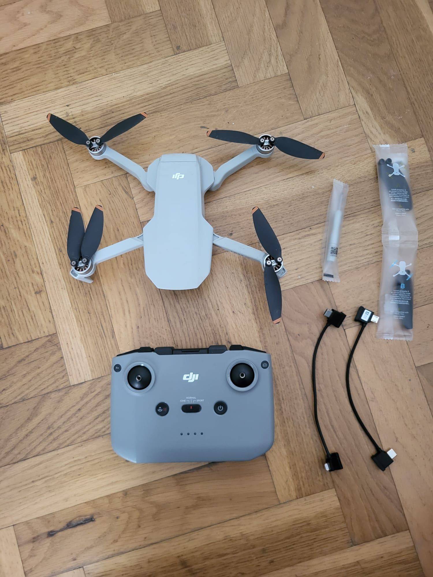 Vends drone DJI Mini 2 SE