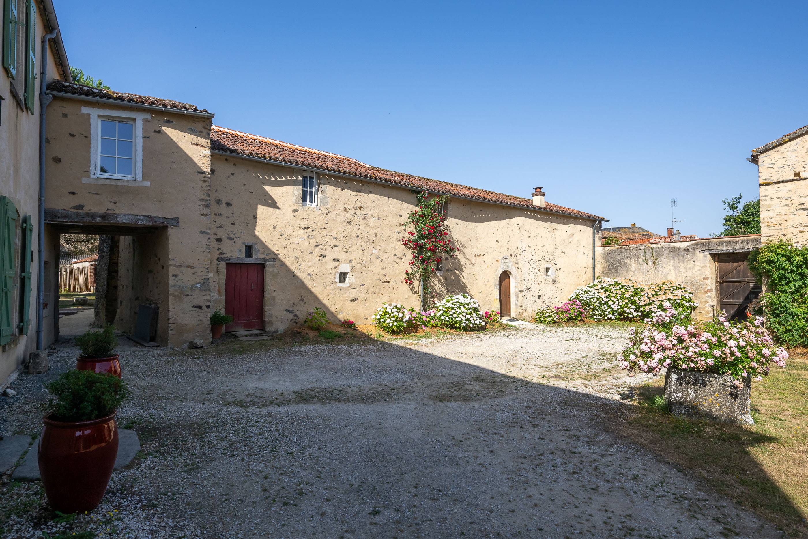 Loue gîte de groupe 8-10 personnes en dortoir