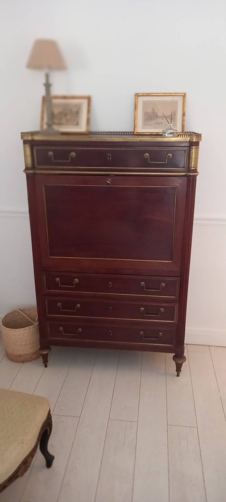 Vends secrétaire style Louis XVI