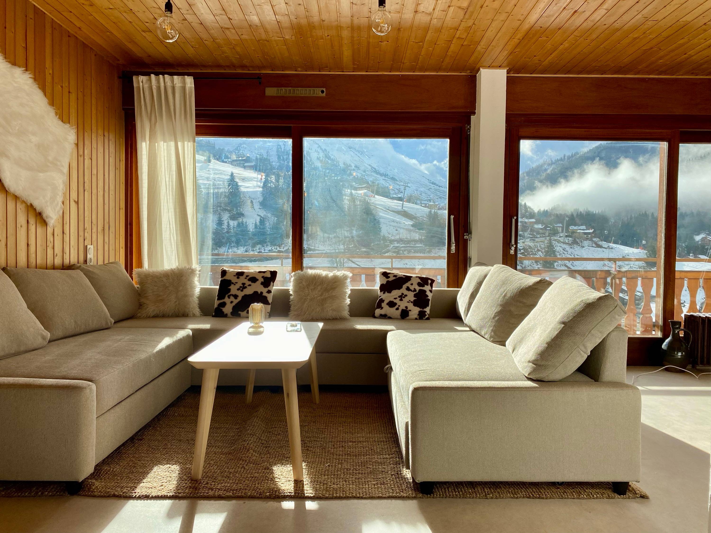 Loue appartement 8/12 couchages, vue exceptionnelle, centre La Clusaz tout à pied