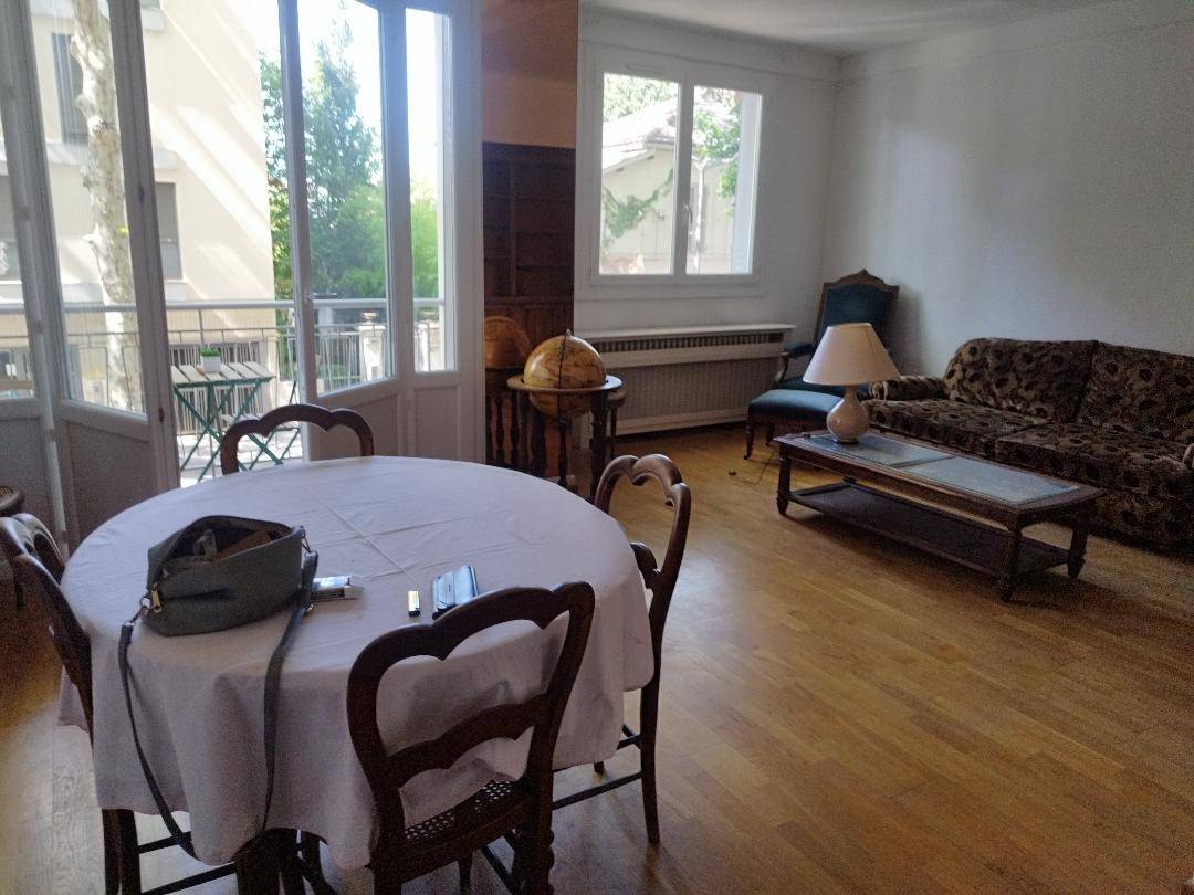 A VENDRE appartement 80 m² coeur de Montchat LYON 3è