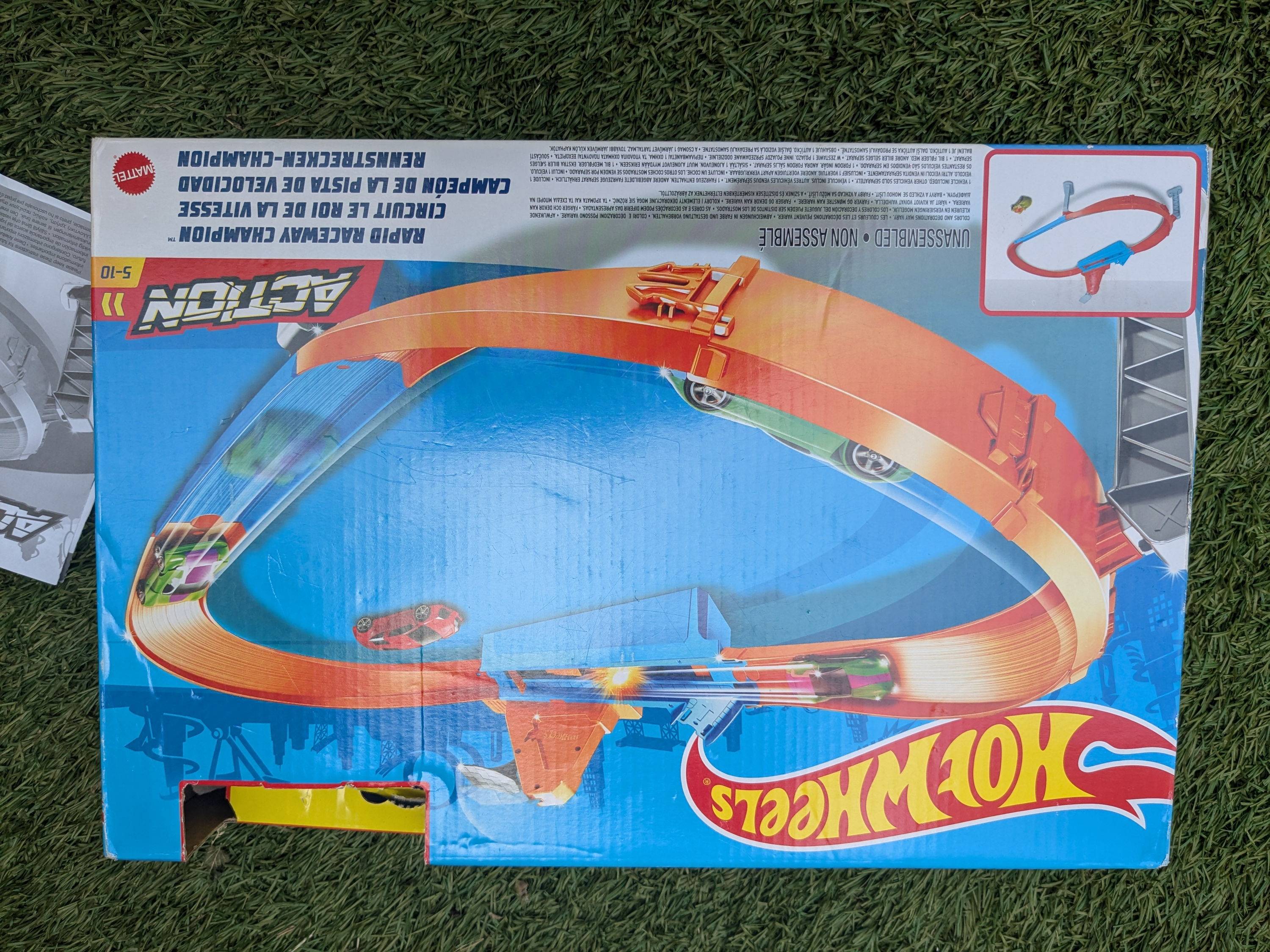 Vends circuit Hotwheels complet avec boîte