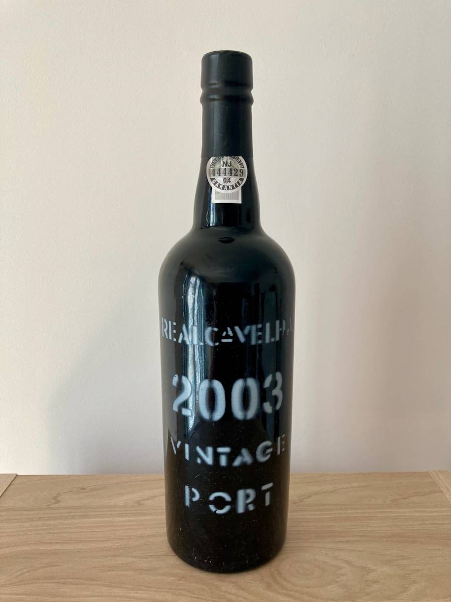 Bouteille de vin de Port Vintage Real Companhia Velha millésime 2003