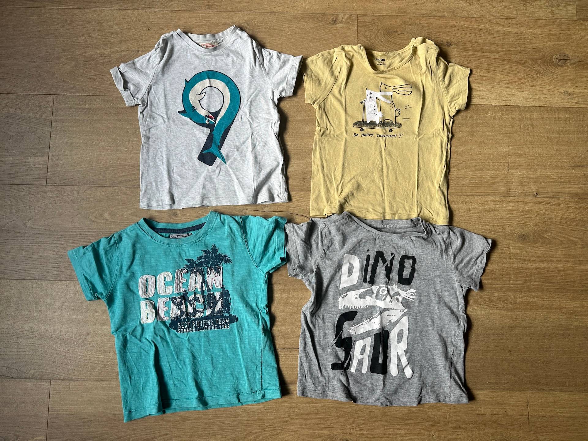 Vends lot de vêtements - Taille 3 ans