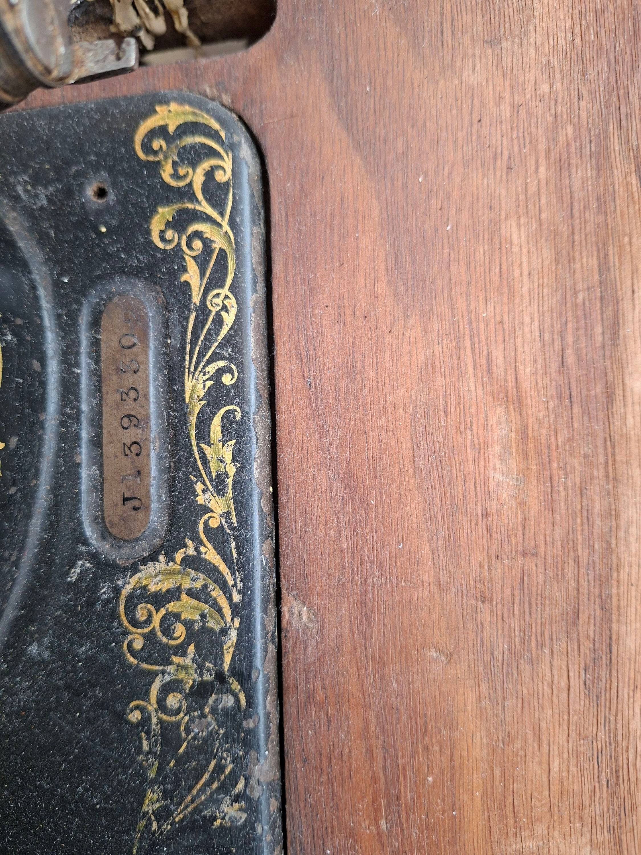 Vends machines à coudre ancienne Singer