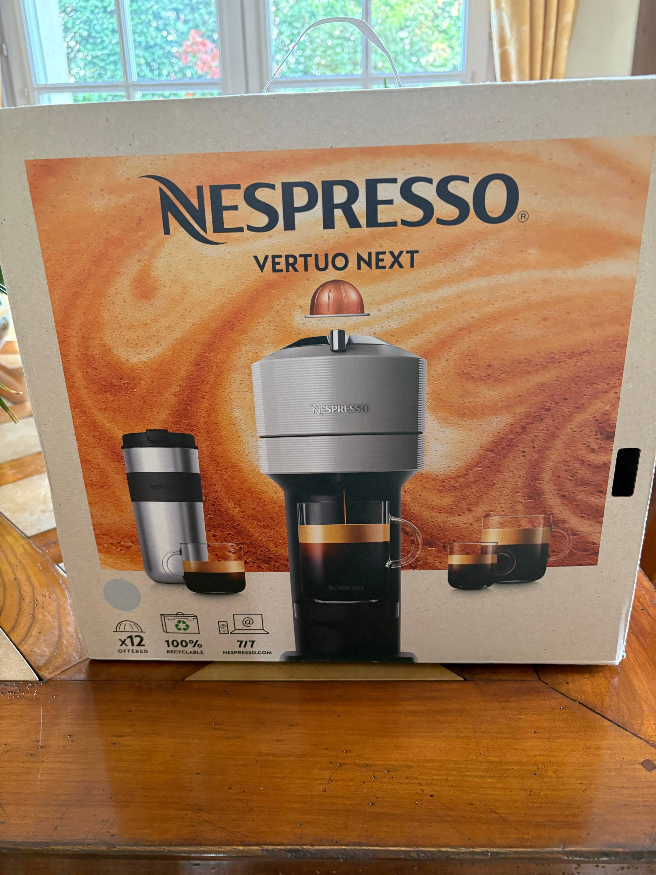 Vends machine à café Nespresso Vertuo Next