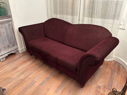 Canapé style baroque