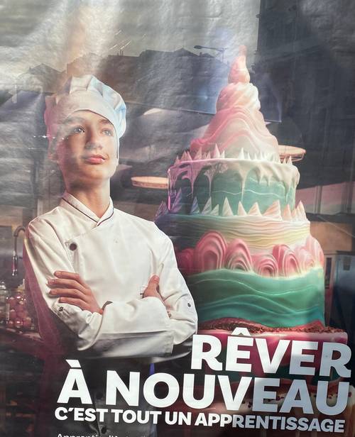 Recrute cuisinier ou serveur en alternance H/F