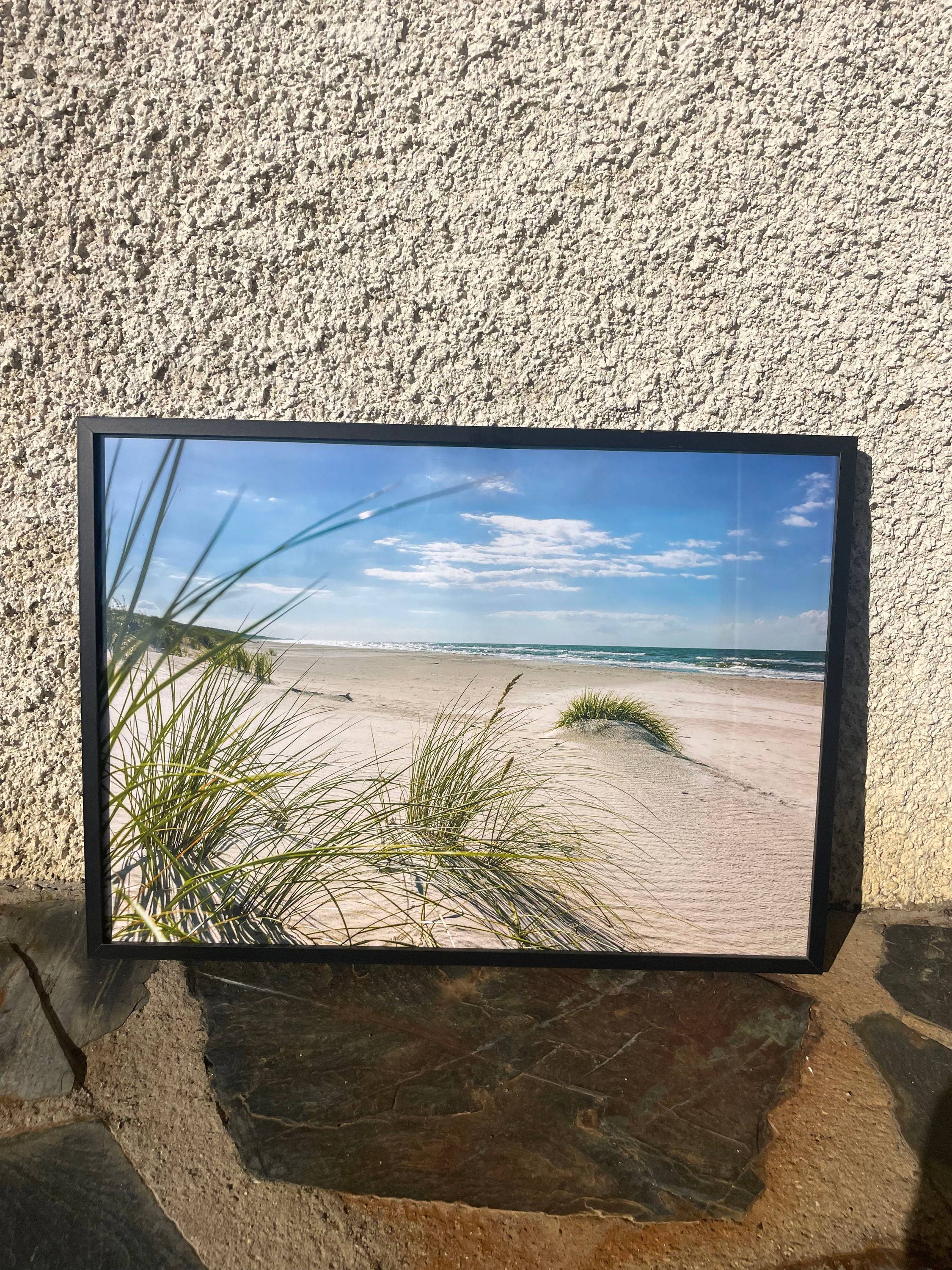 Cadre noir avec poster “Côte Sauvage” – Bon état