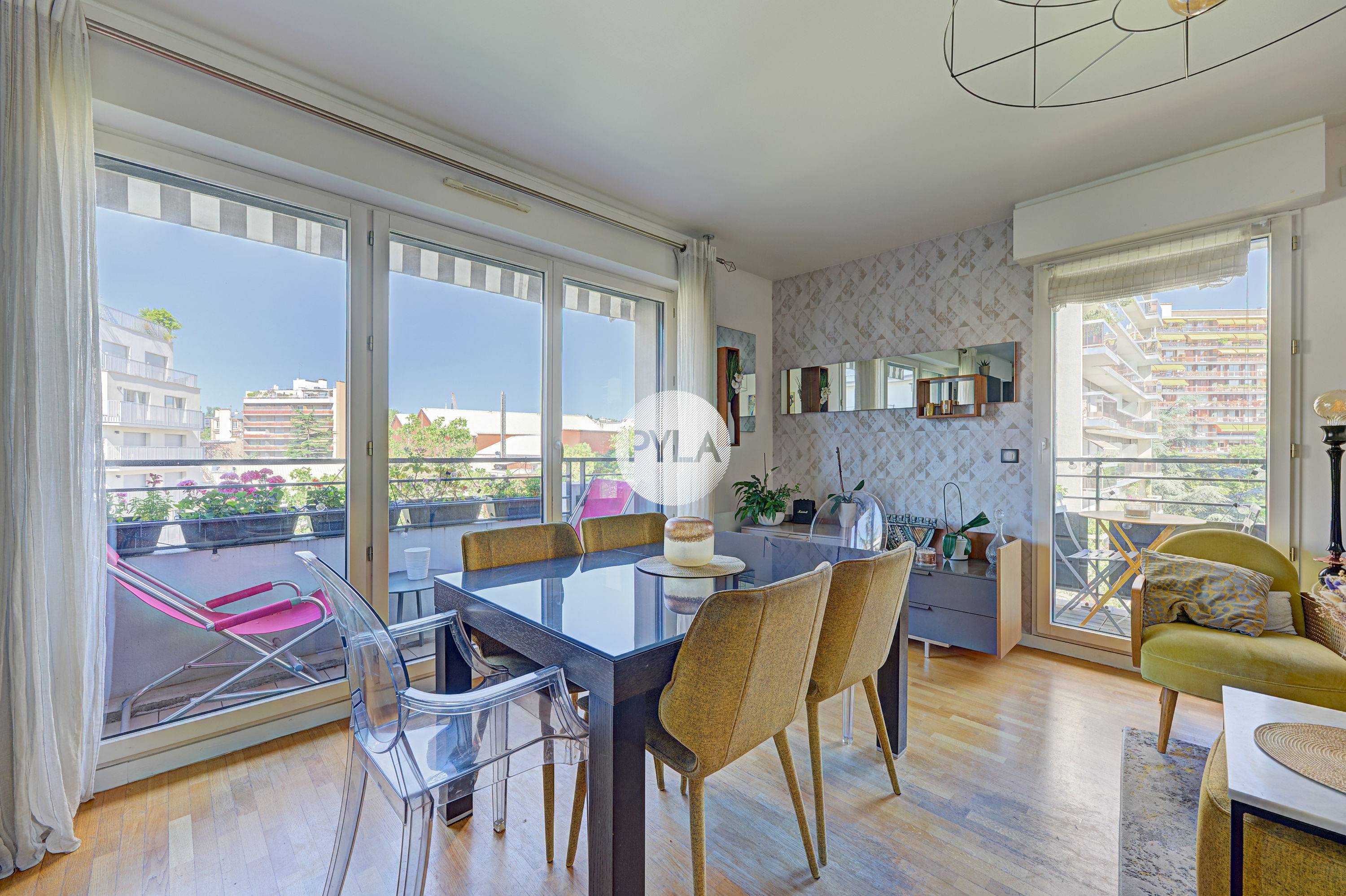 Boulogne Nord – T5, balcon Ouest, cave & parking