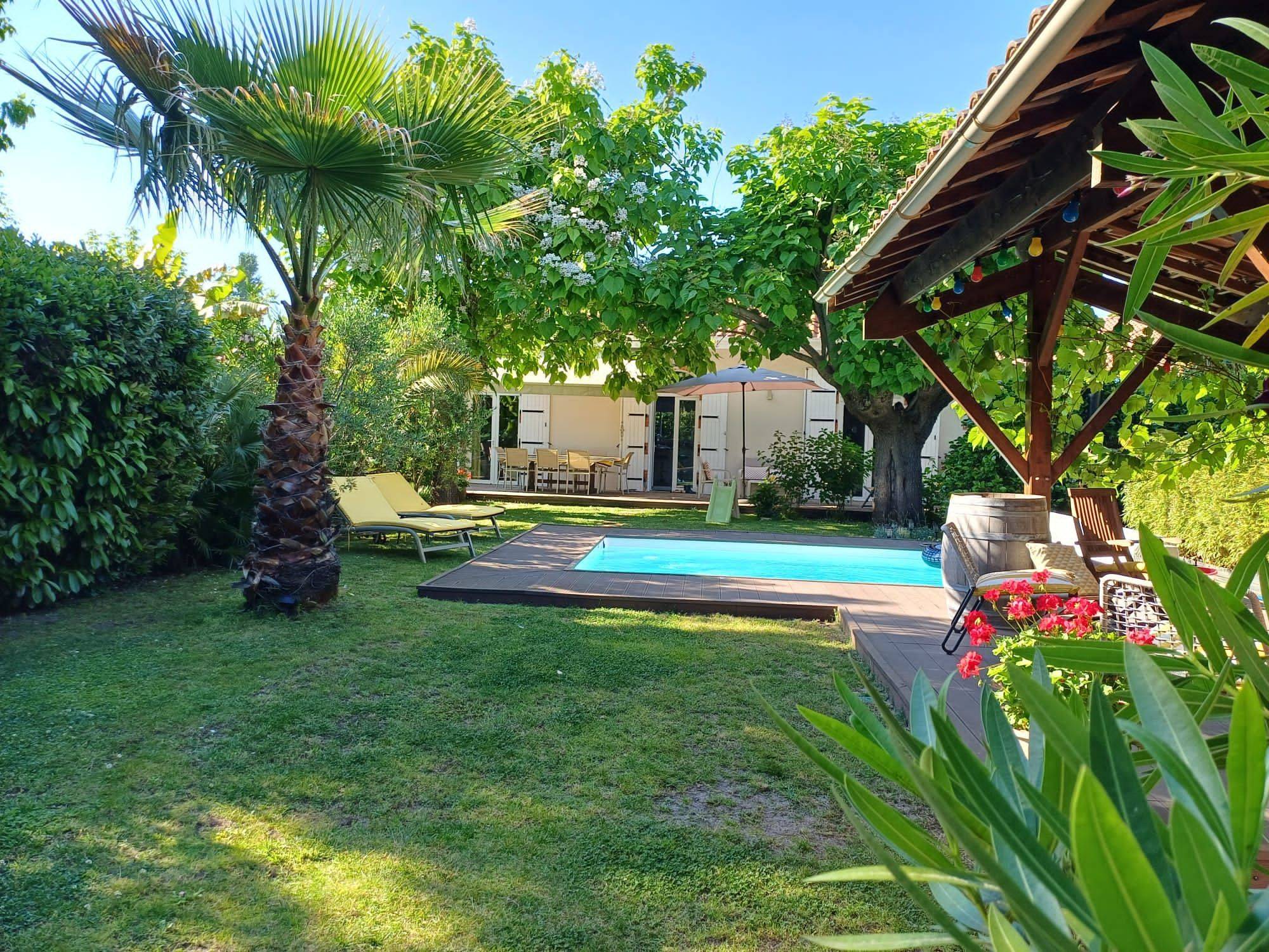 Loue maison avec piscine chauffée - 8 couchages - La Teste-de-Buch