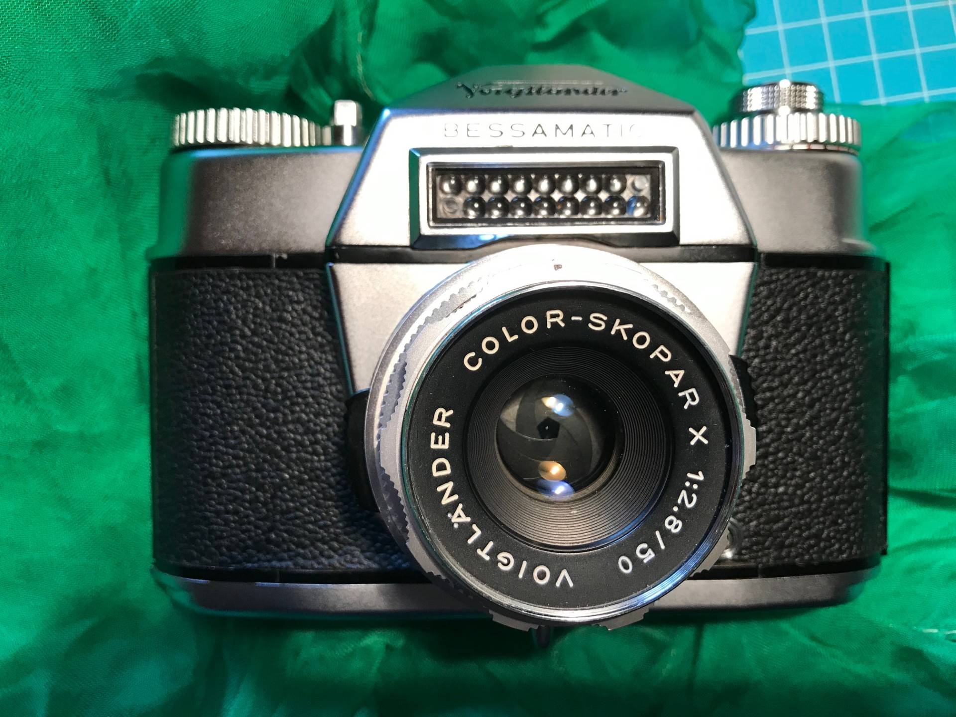 Appareil photo argentique REFLEX 24x36 Voigtlander BESSAMATIC 1958