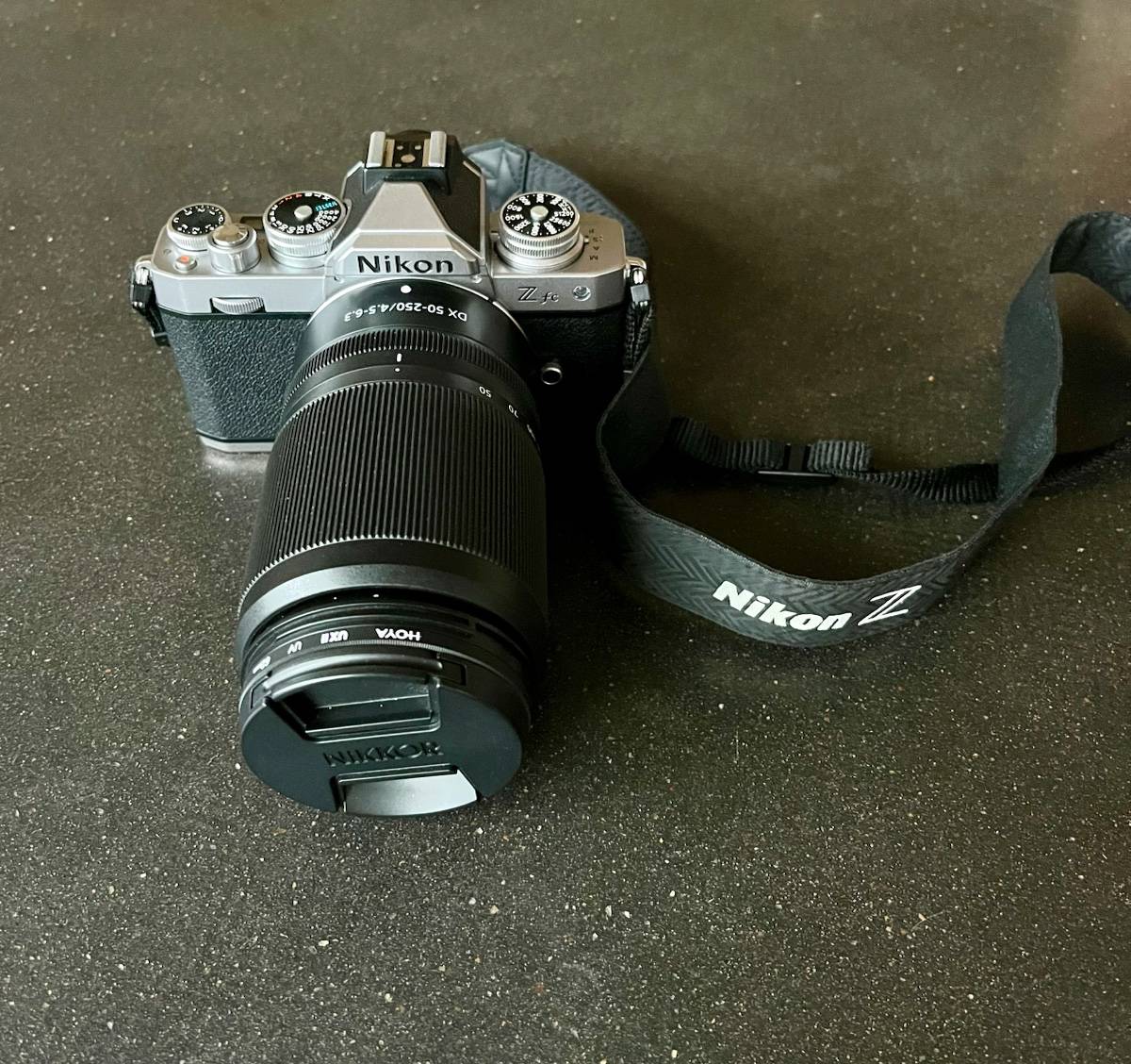 Nikon Z fc + objectif Nikkor 50-250mm - Excellent état