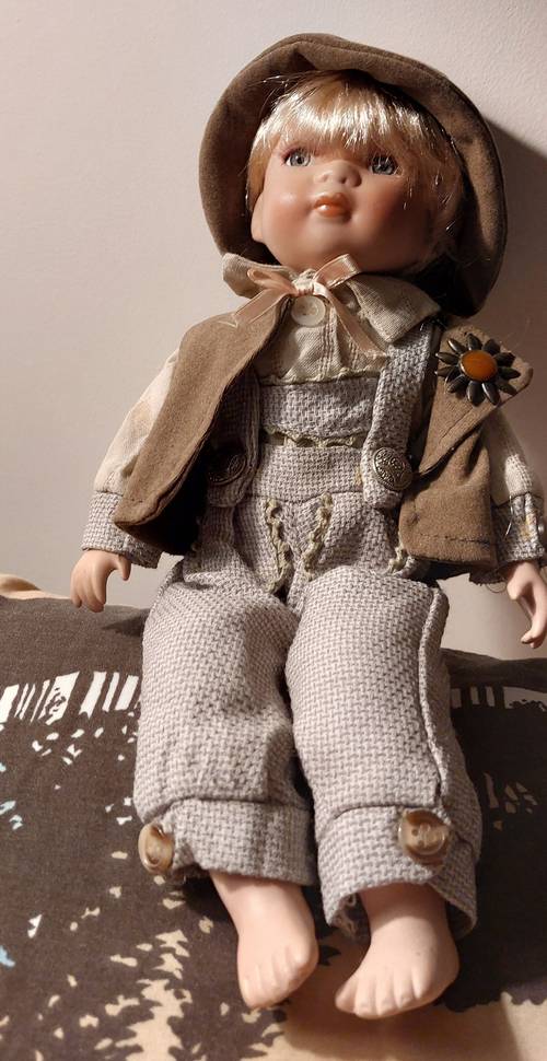 Joli Poupée Garçon Porcelaine Tyrol 30cm