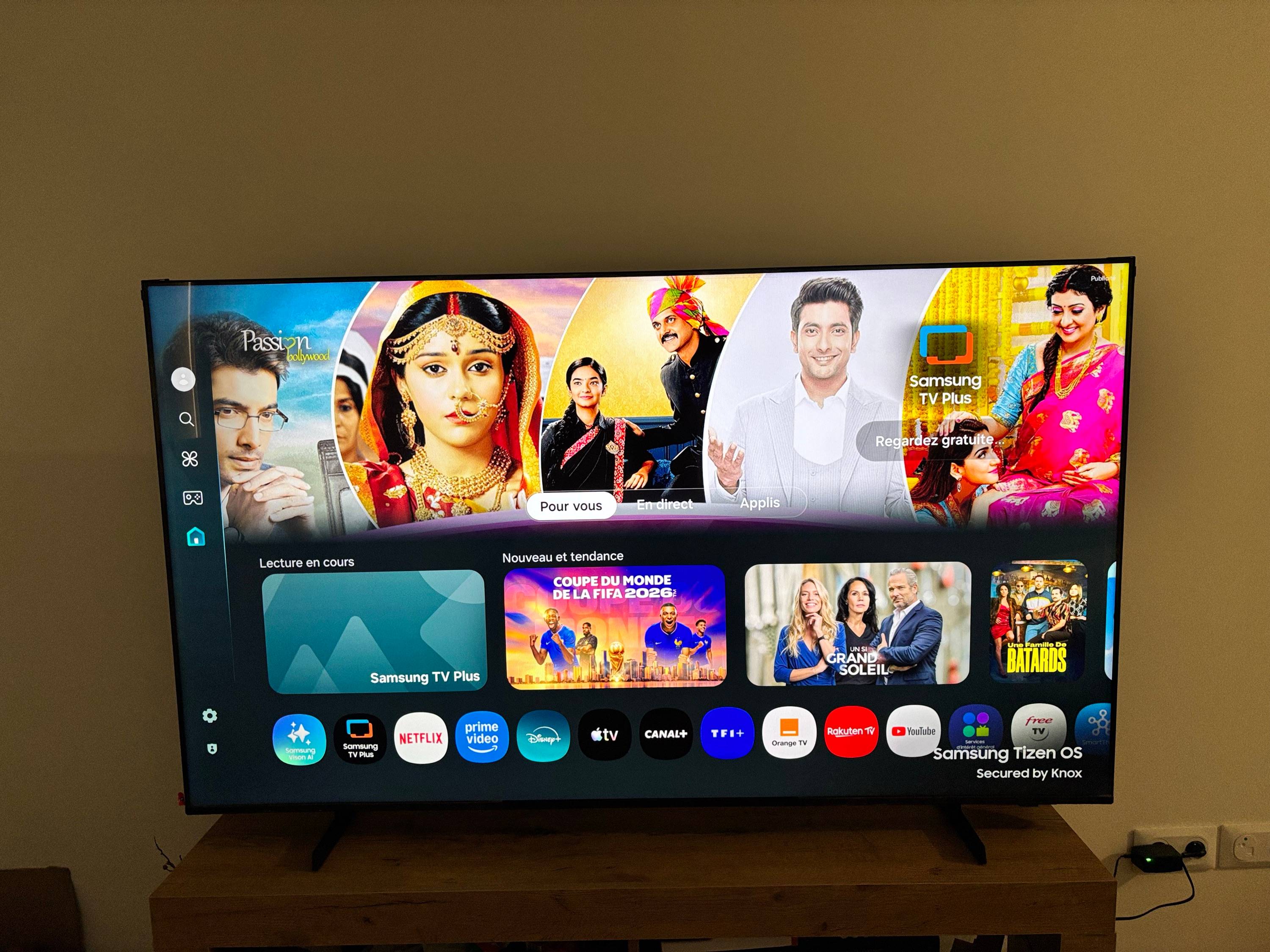 Vends télé Samsung neuve sous garantie 65 pouces
