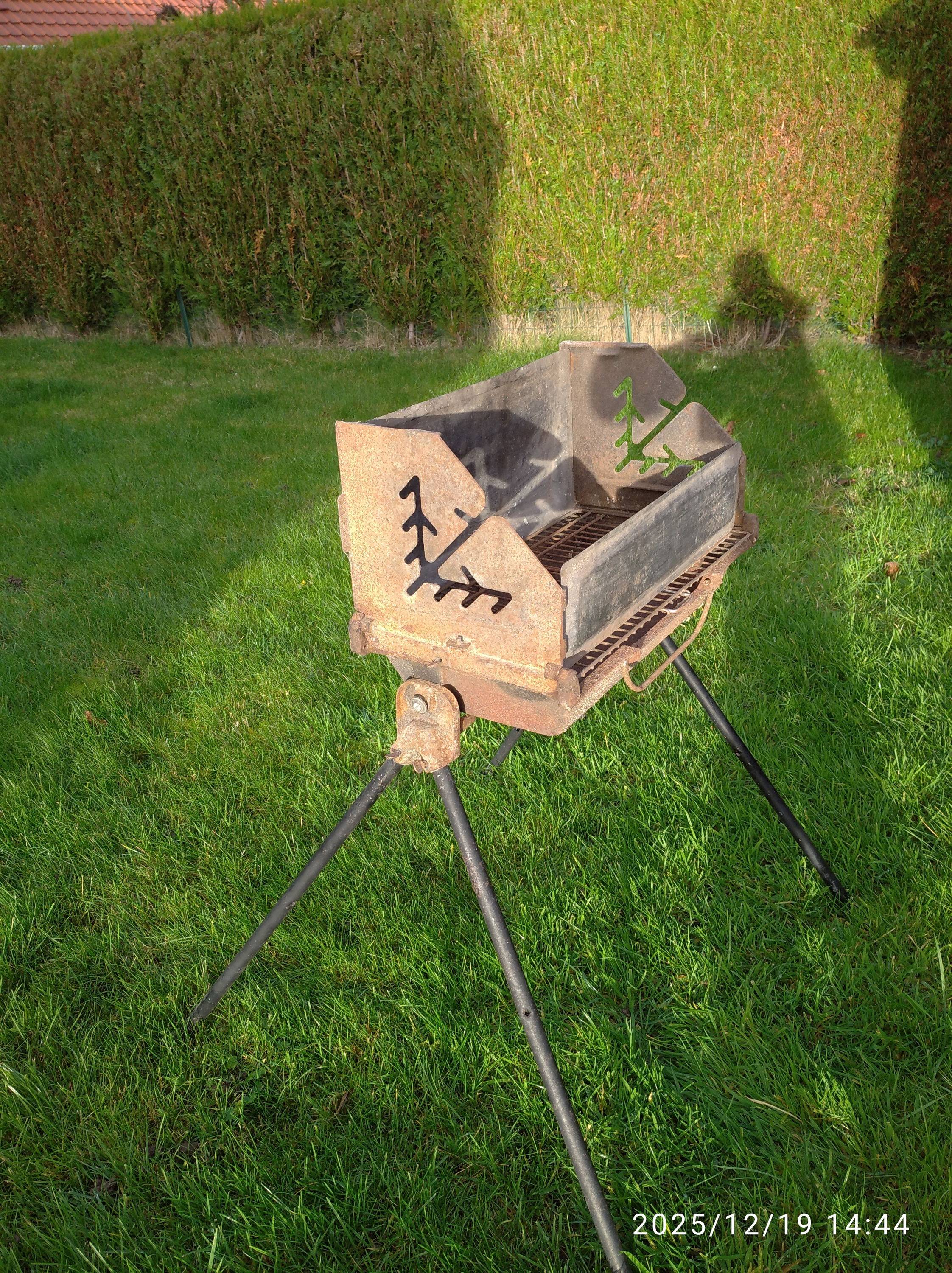 Vends barbecue en fonte