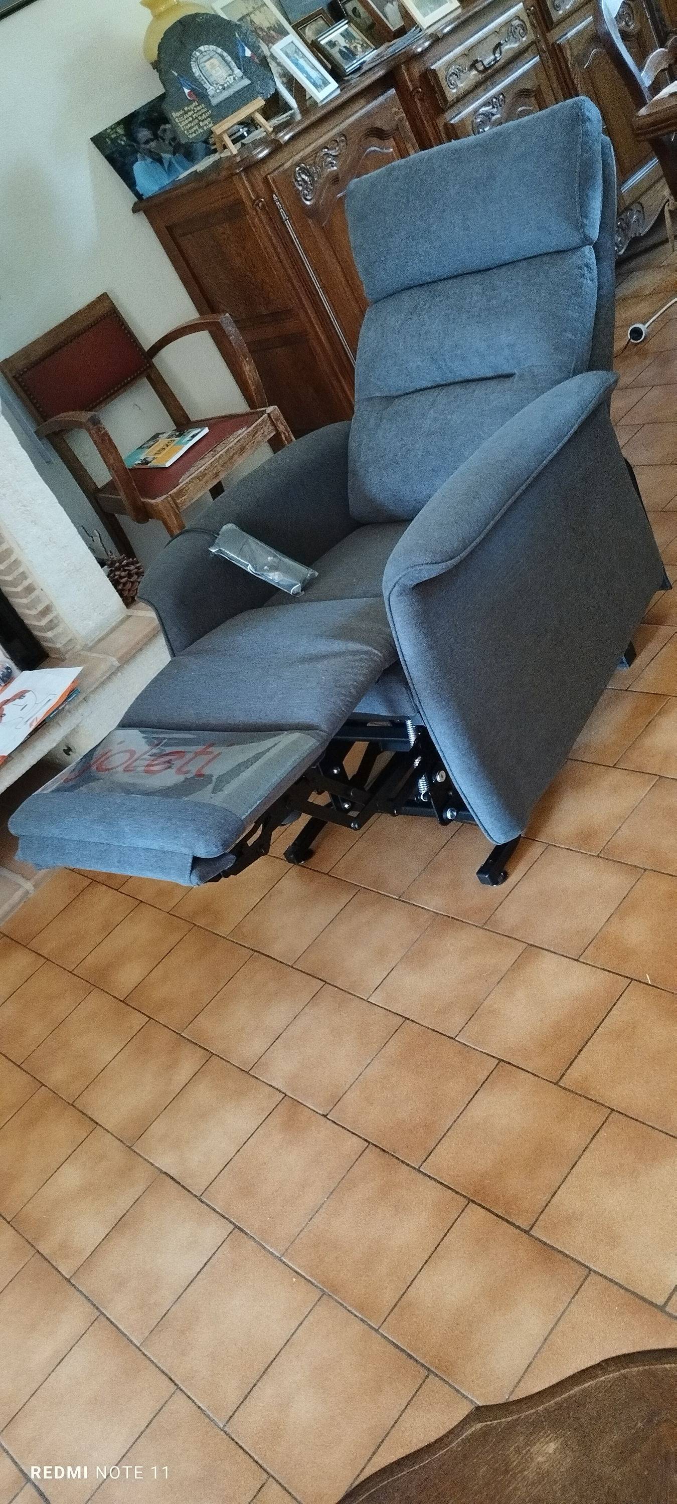 Vends fauteuil électrique pour personnes âgées