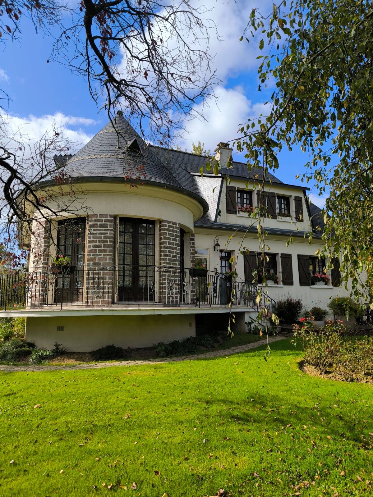 Vends maison au calme et proche des commerces/services - 153m² - Nantes/Rennes