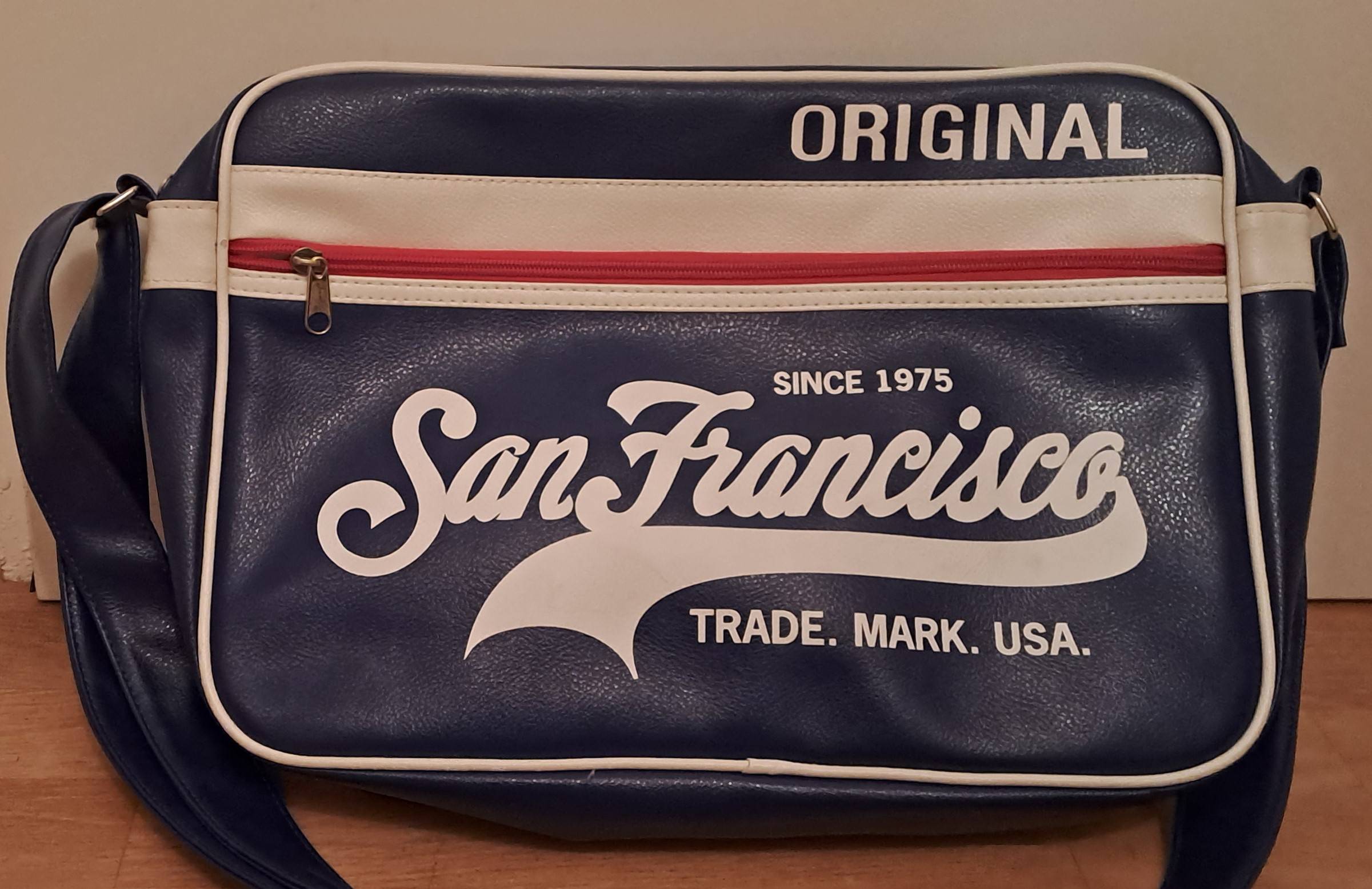 Vends sac hyper vintage neuf